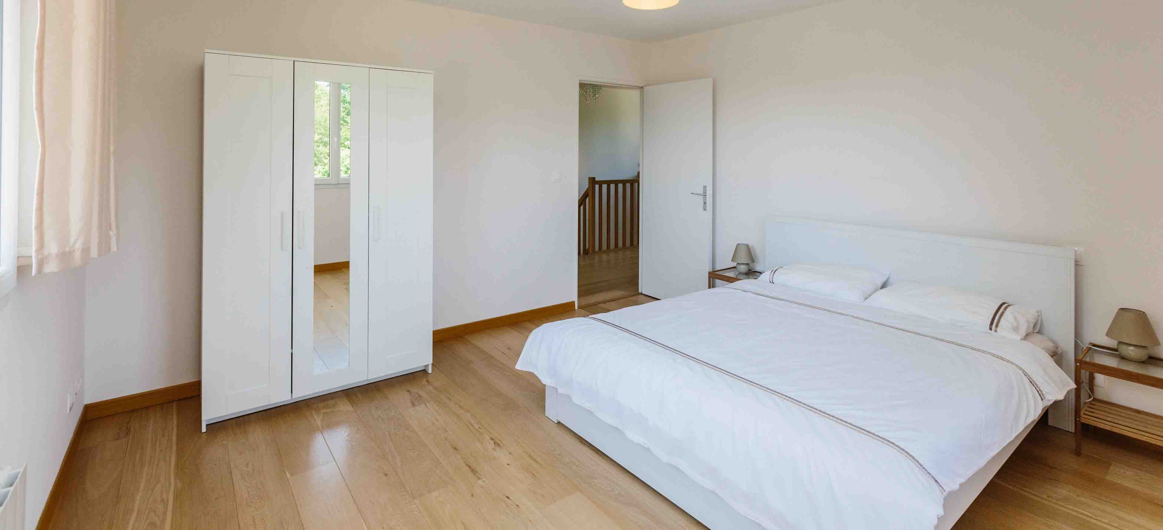 Sept-Chenes-bedroom1